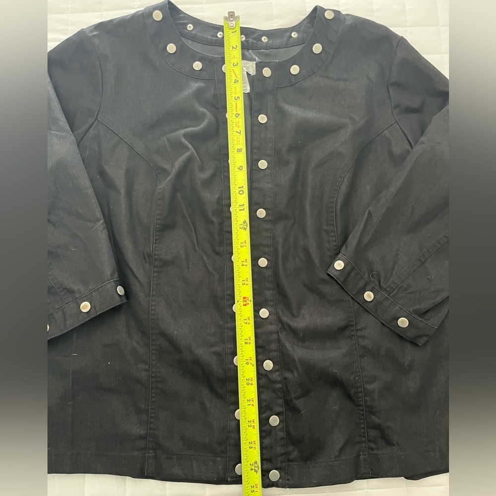 DRESSBARN Black Open Front Blazer Silver Studded Accents 3/4 Sleeves Size 18/20 - Picture 3 of 9